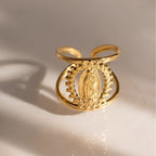 Anillo Celestine