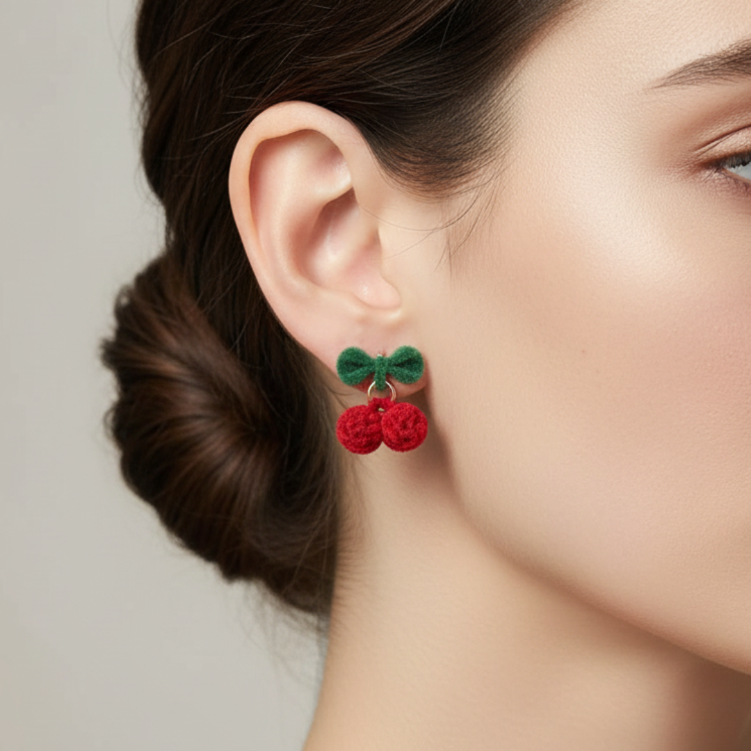 ARETES CHERRY DE TERCIOPELO